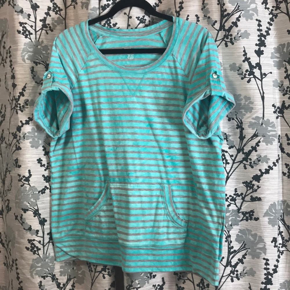 Essential style stripped short sleeve XL top